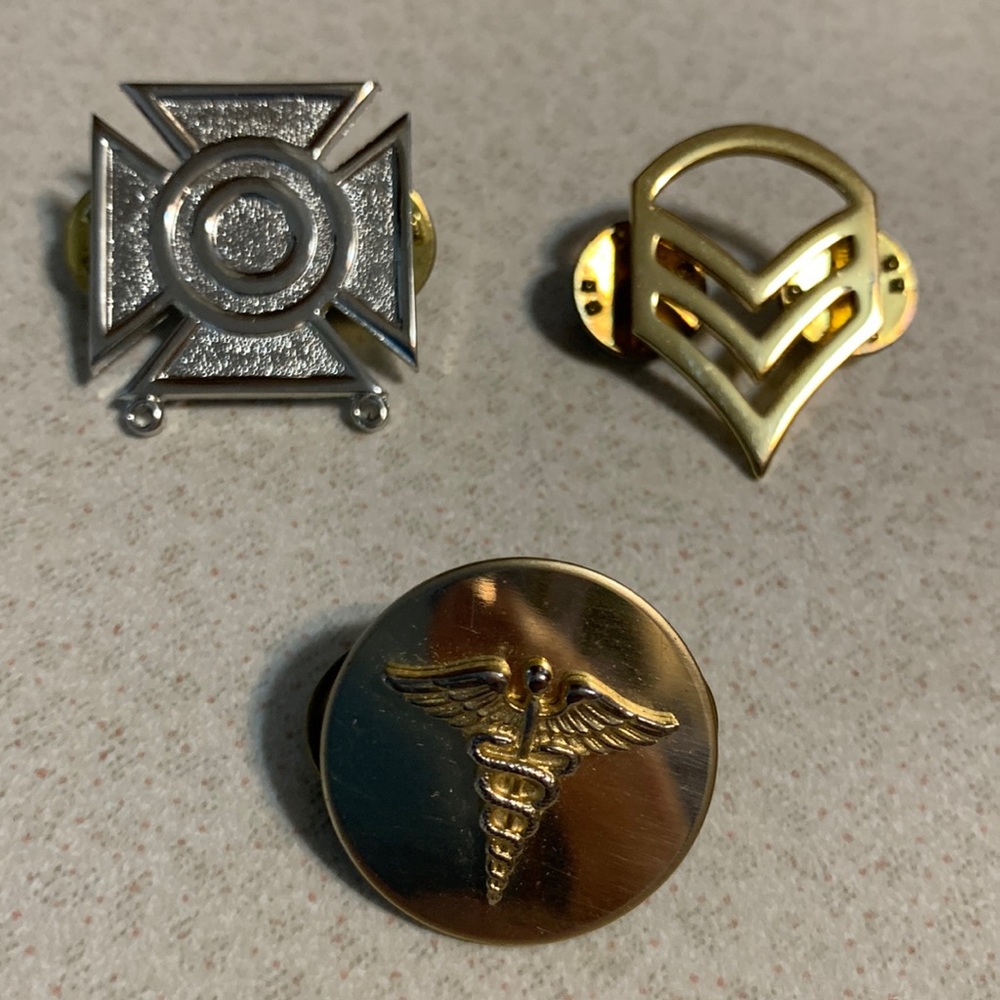 Military pin backs (275)